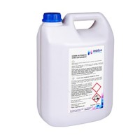 Combi Oven Detergent koncentruotas šarminis ploviklis skirtas prikepusių riebalų pašalinimui nuo konvekcinių pečių ir grilių sienelių 5L